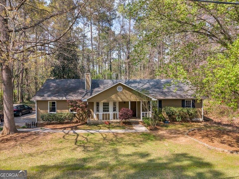 Photo of 938 King Arthur Drive, Macon, GA 31220 (MLS # 10739597)