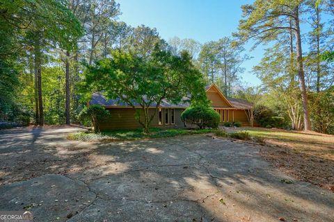 2615 Spalding DR Atlanta GA 30350