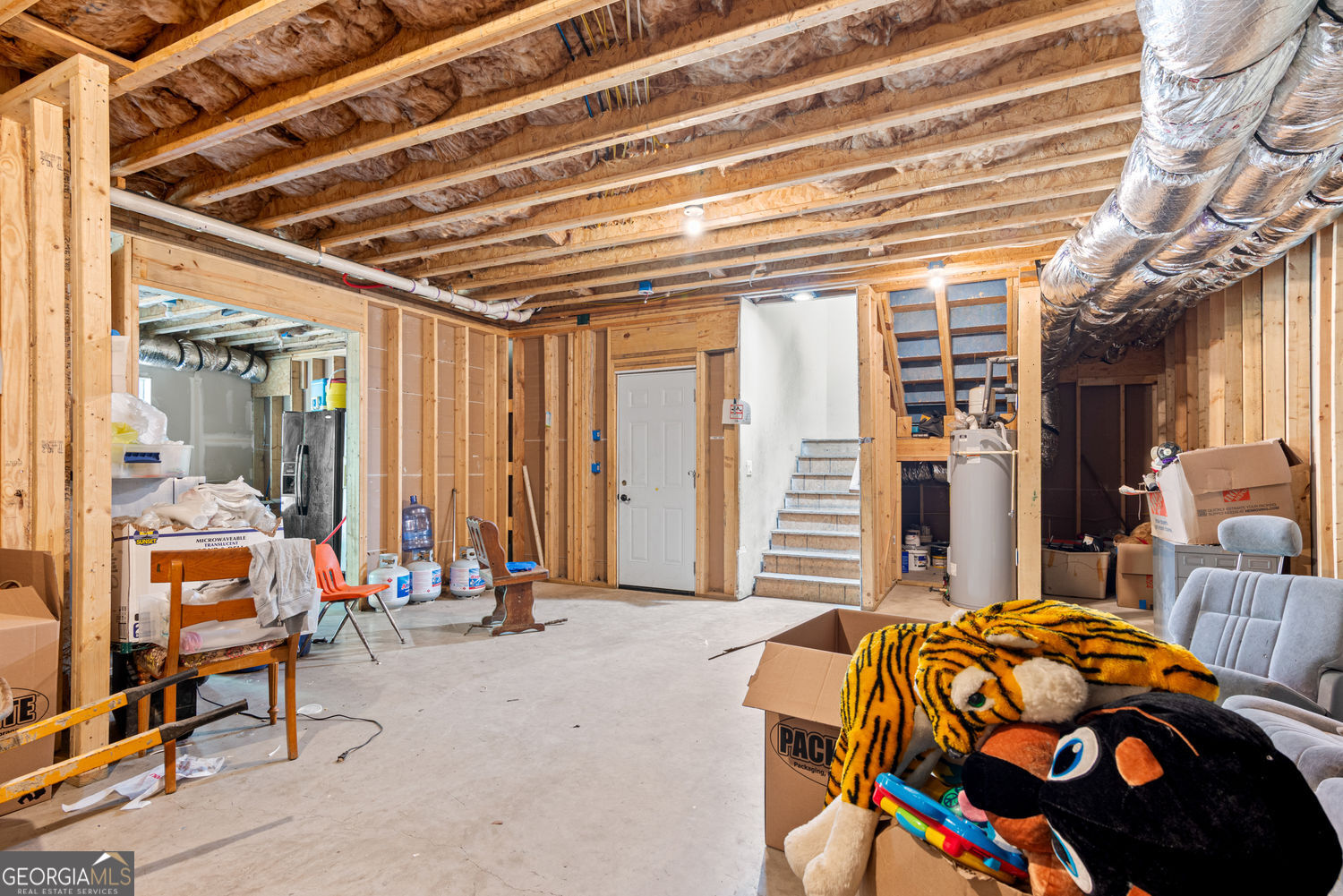 S&B REALTY INC - Residential