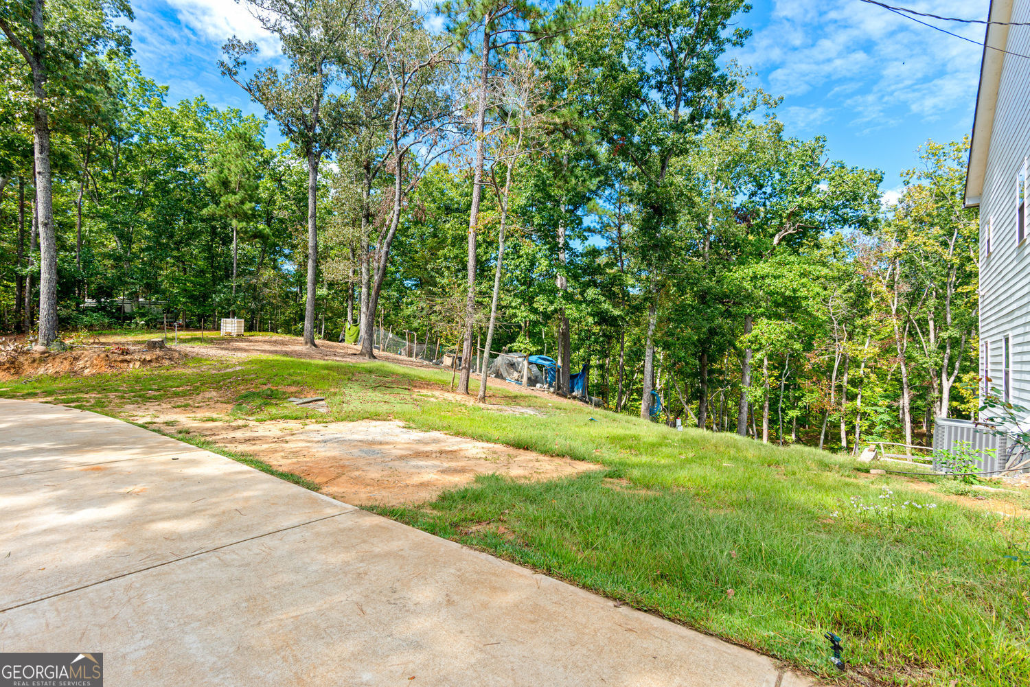 S&B REALTY INC - Residential
