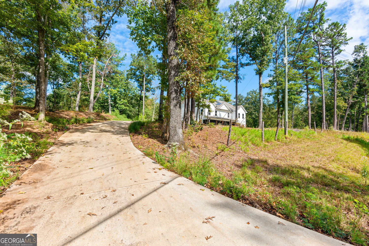 S&B REALTY INC - Residential
