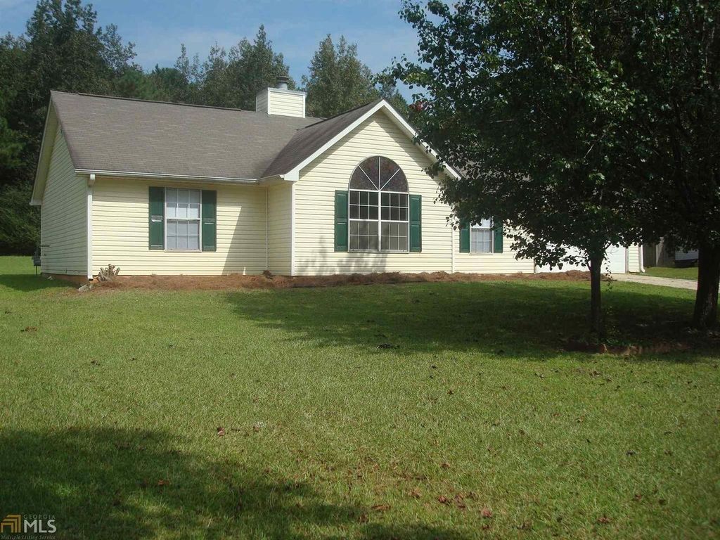 Photo of 41 Sandstone Lane, Sharpsburg, GA 30277 (MLS # 10774792)