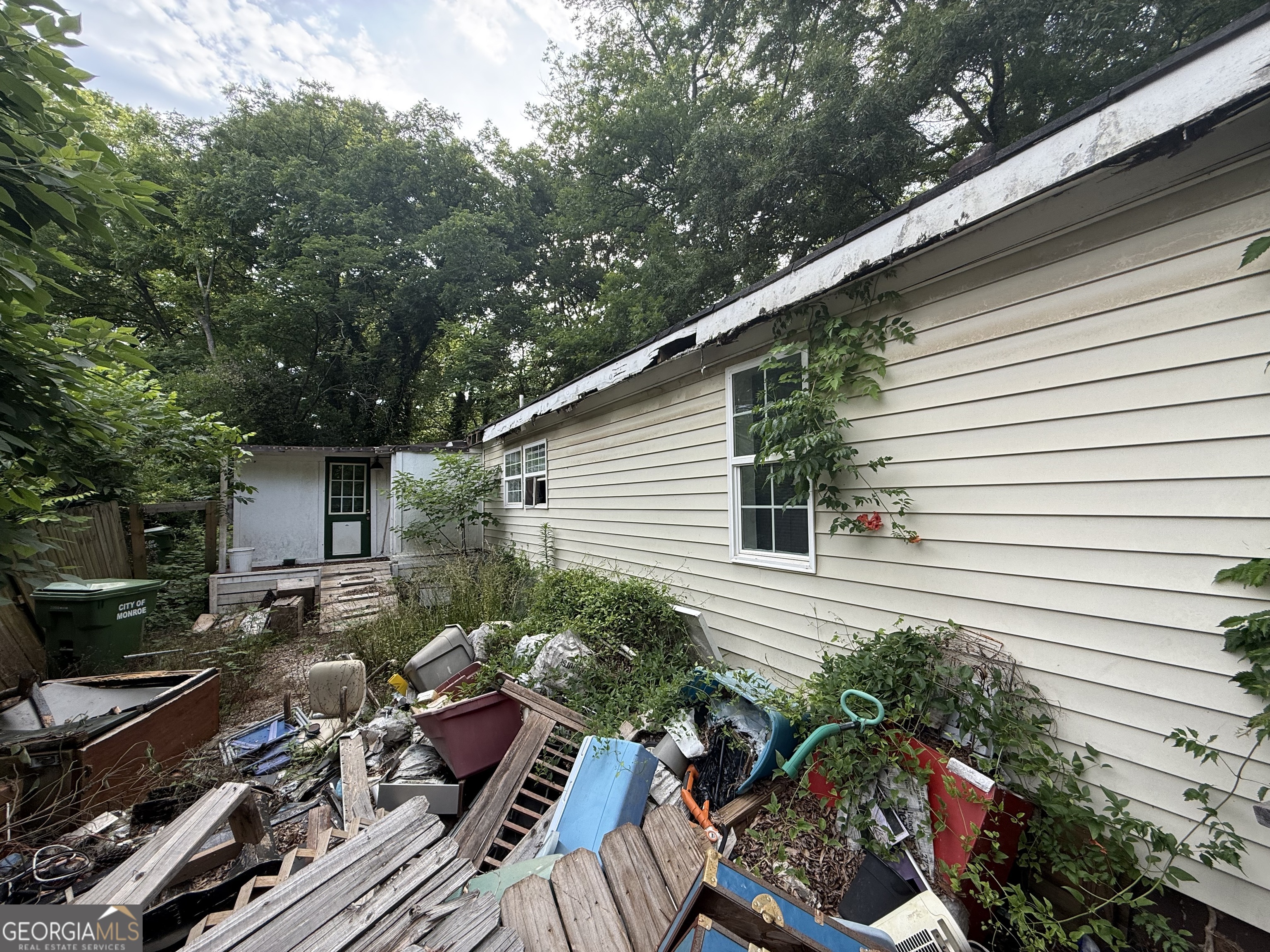 406 Ash ST