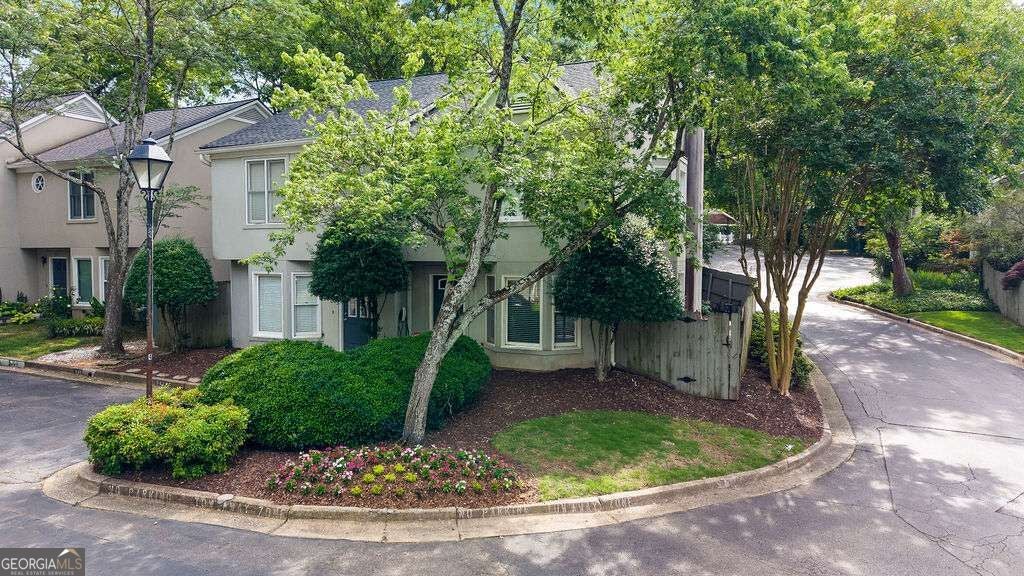Photo of 502 Defoors Lndg LNDG NW, Atlanta, GA 30318 (MLS # 10871050)
