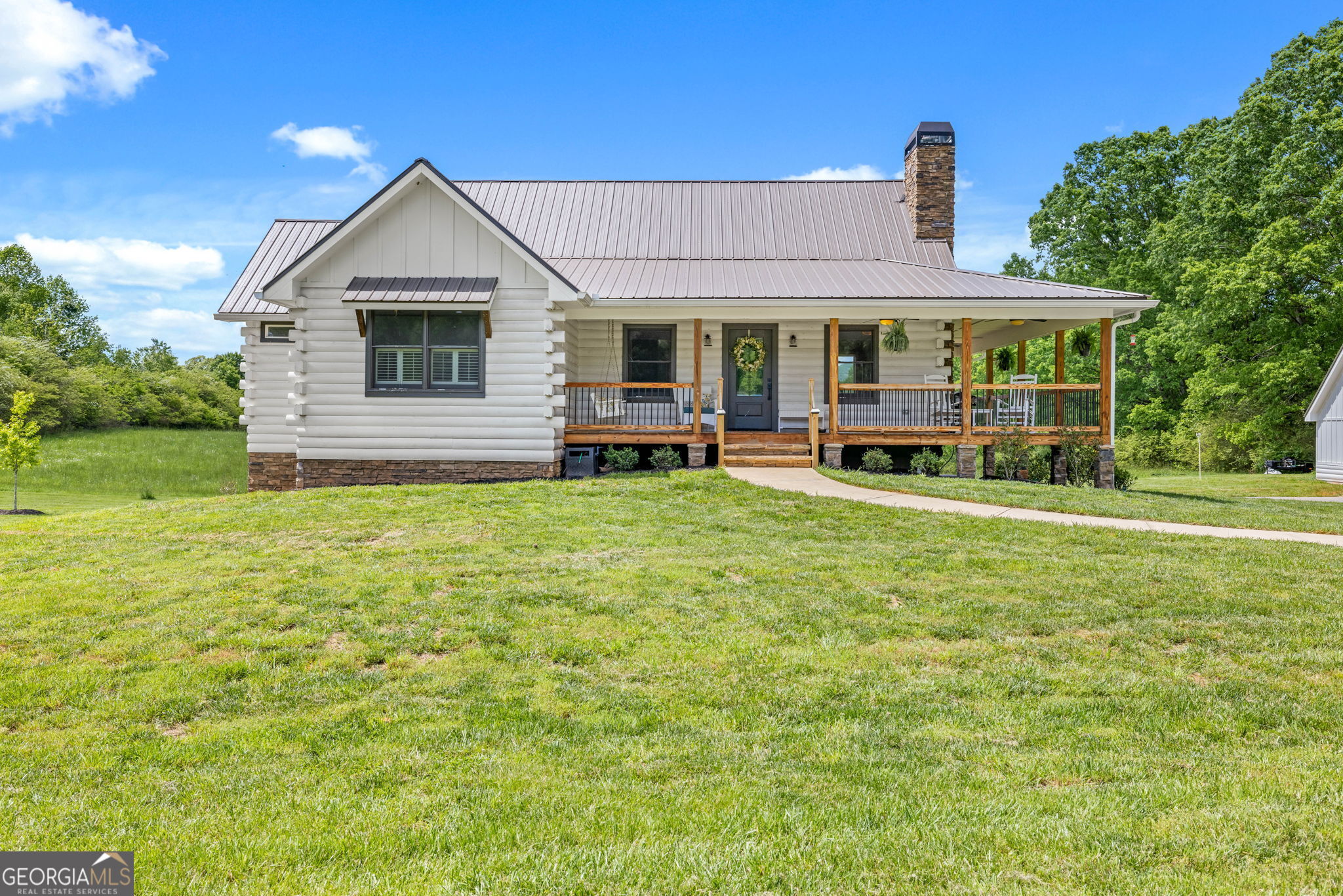 135 Mountain Ridge DR