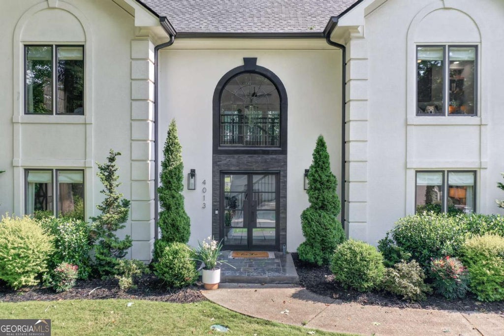 Photo of 4013 Almond Court, Marietta, GA 30062 (MLS # 10809552)