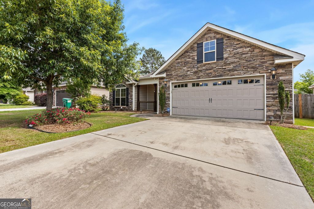 Photo of 123 Highland Point Drive, Kathleen, GA 31047 (MLS # 10761207)
