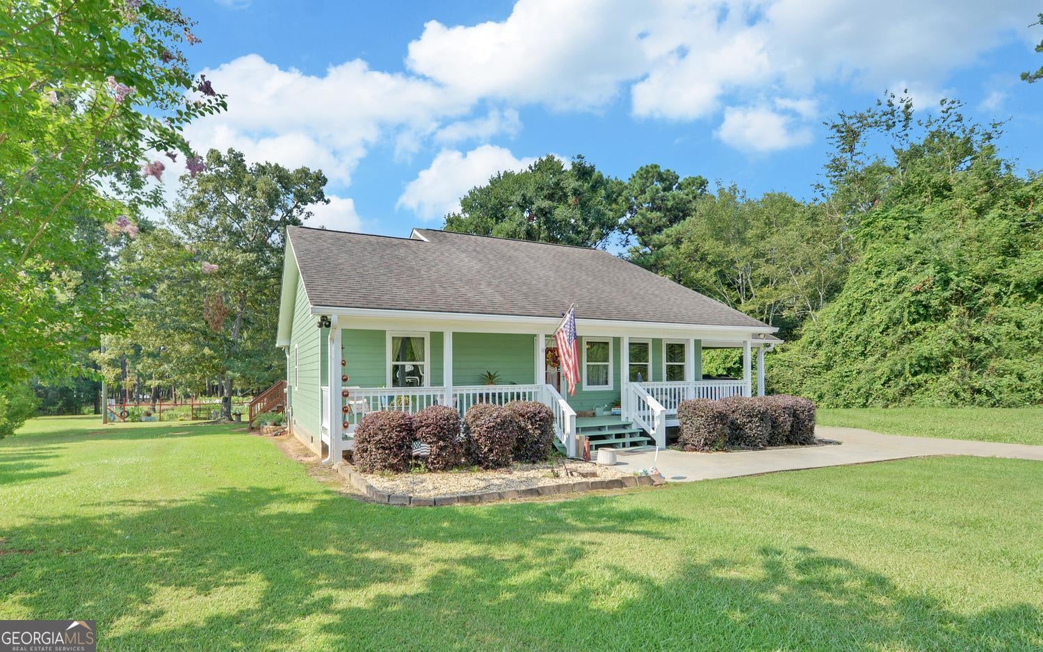 148 Brown CIR