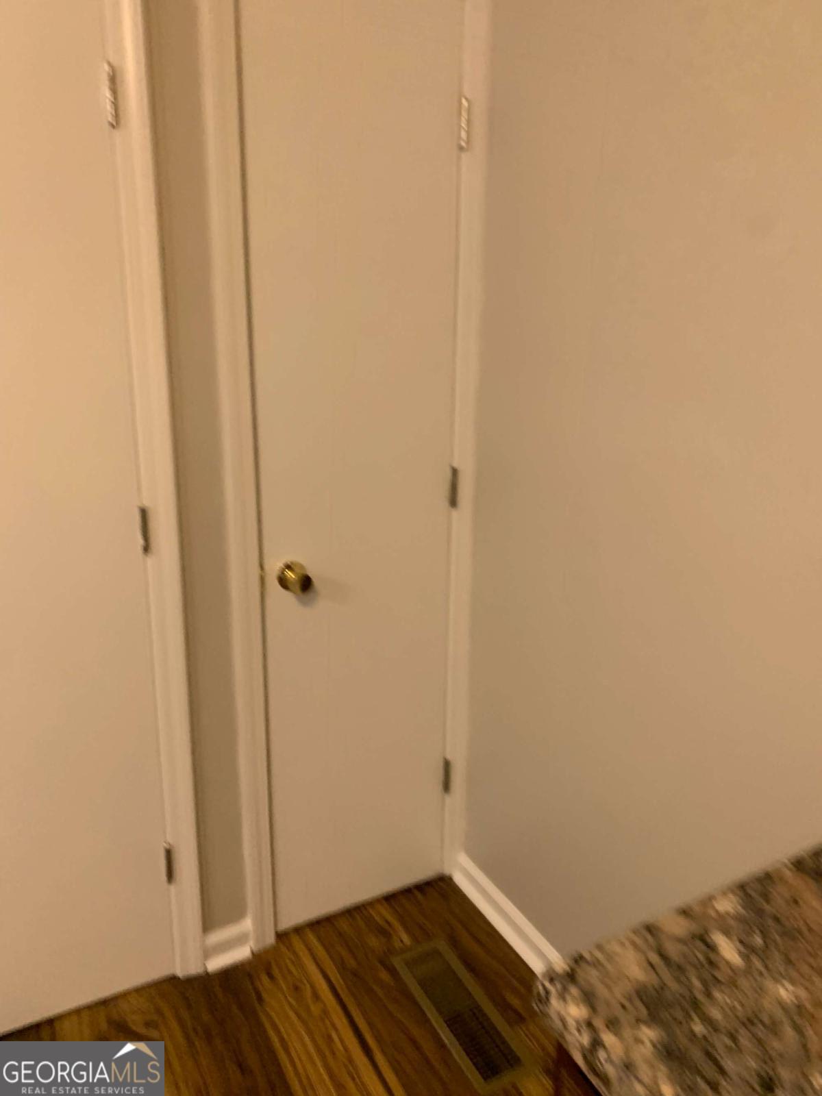 129 Glenn ST