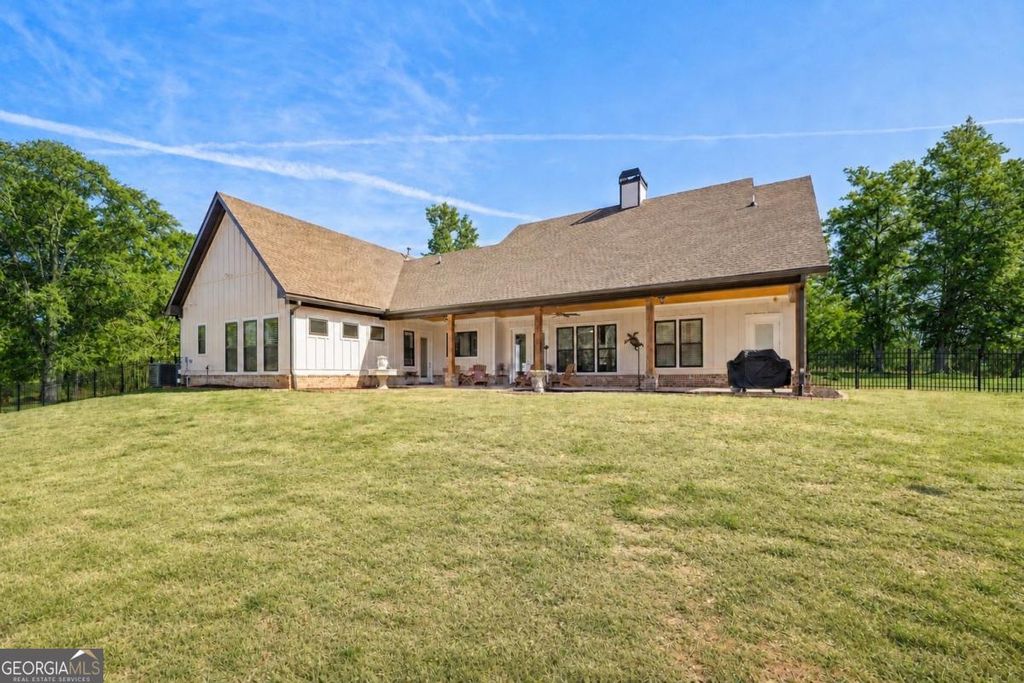 Photo of 233 Hunter Road, Jefferson, GA 30549 (MLS # 10758111)