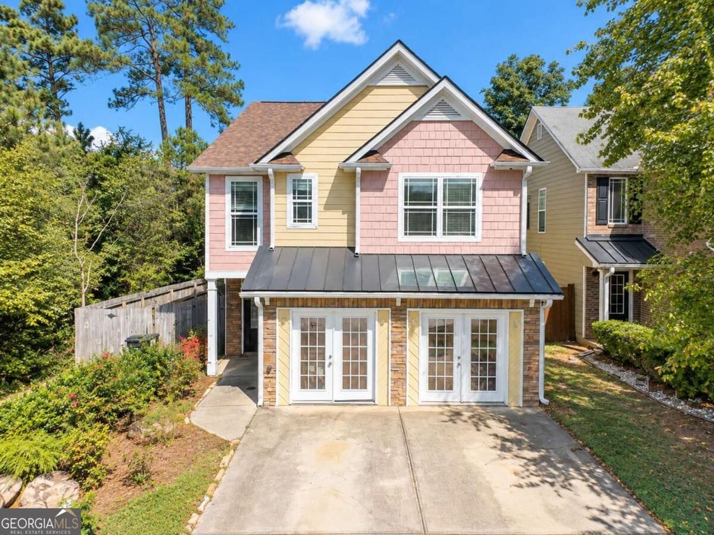 Photo of 2000 Briar Creek Court NE, Conyers, GA 30012 (MLS # 10868455)