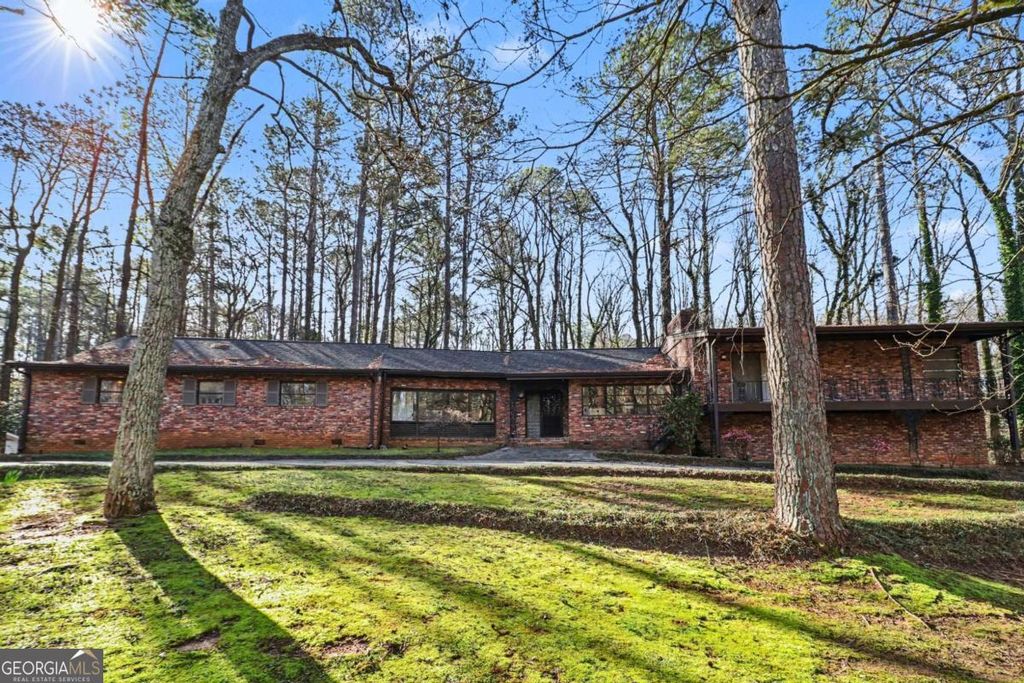 Photo of 2980 Duke Of Gloucester Street, Atlanta, GA 30344 (MLS # 10713984)