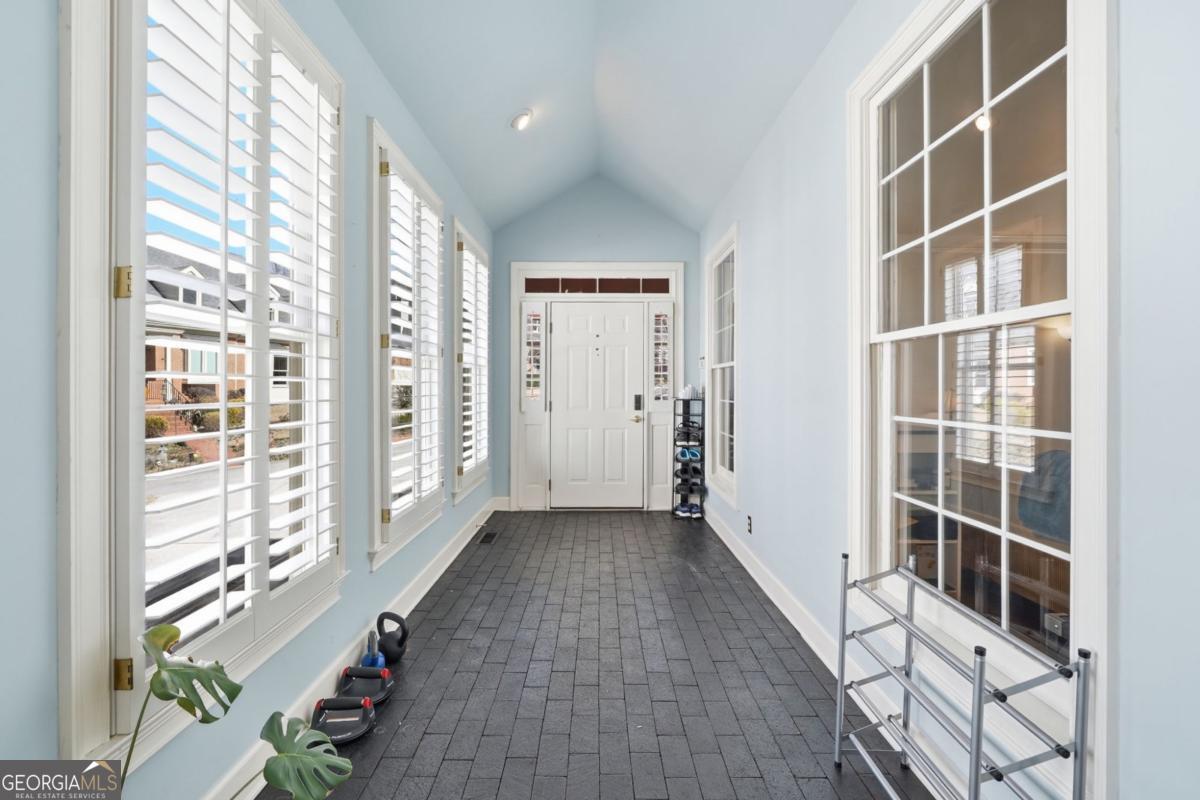 6191 Forest Hills LN