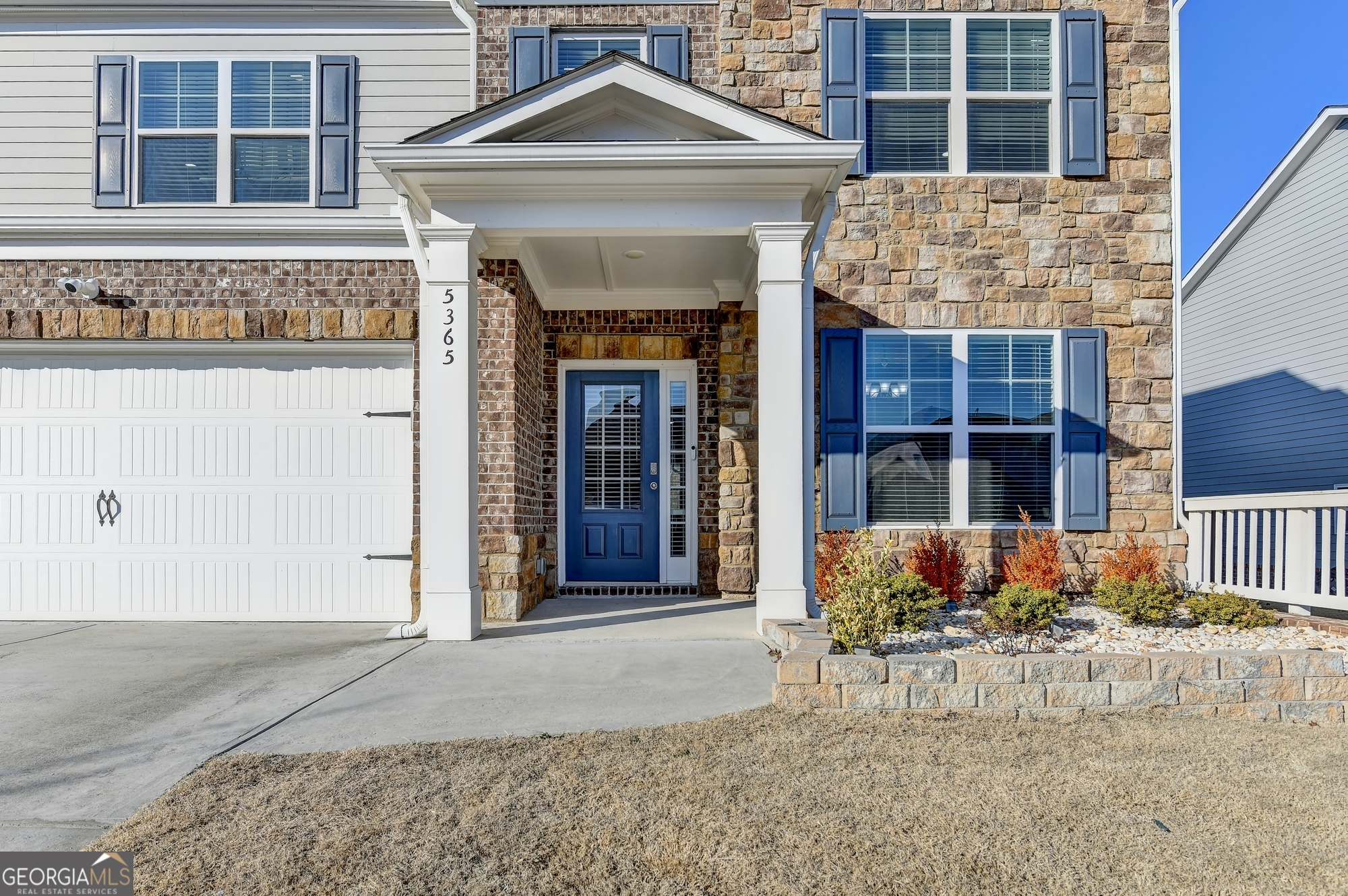 5365 Blue Mountain LN