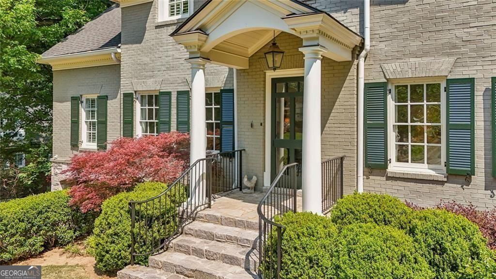 414 Brentwood DR NE