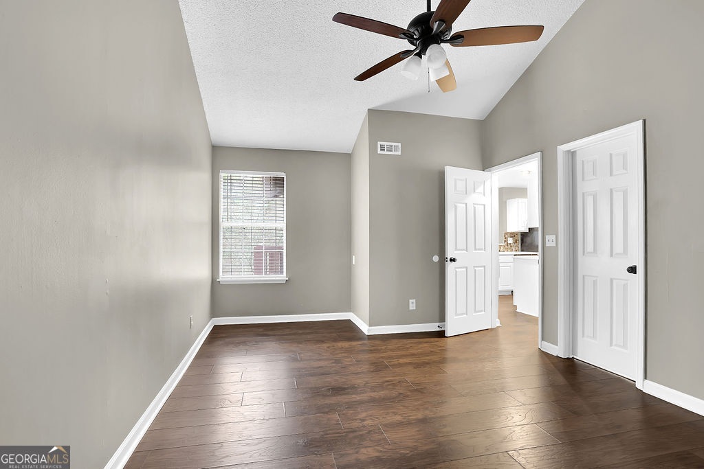 Rivermont Village - Residential