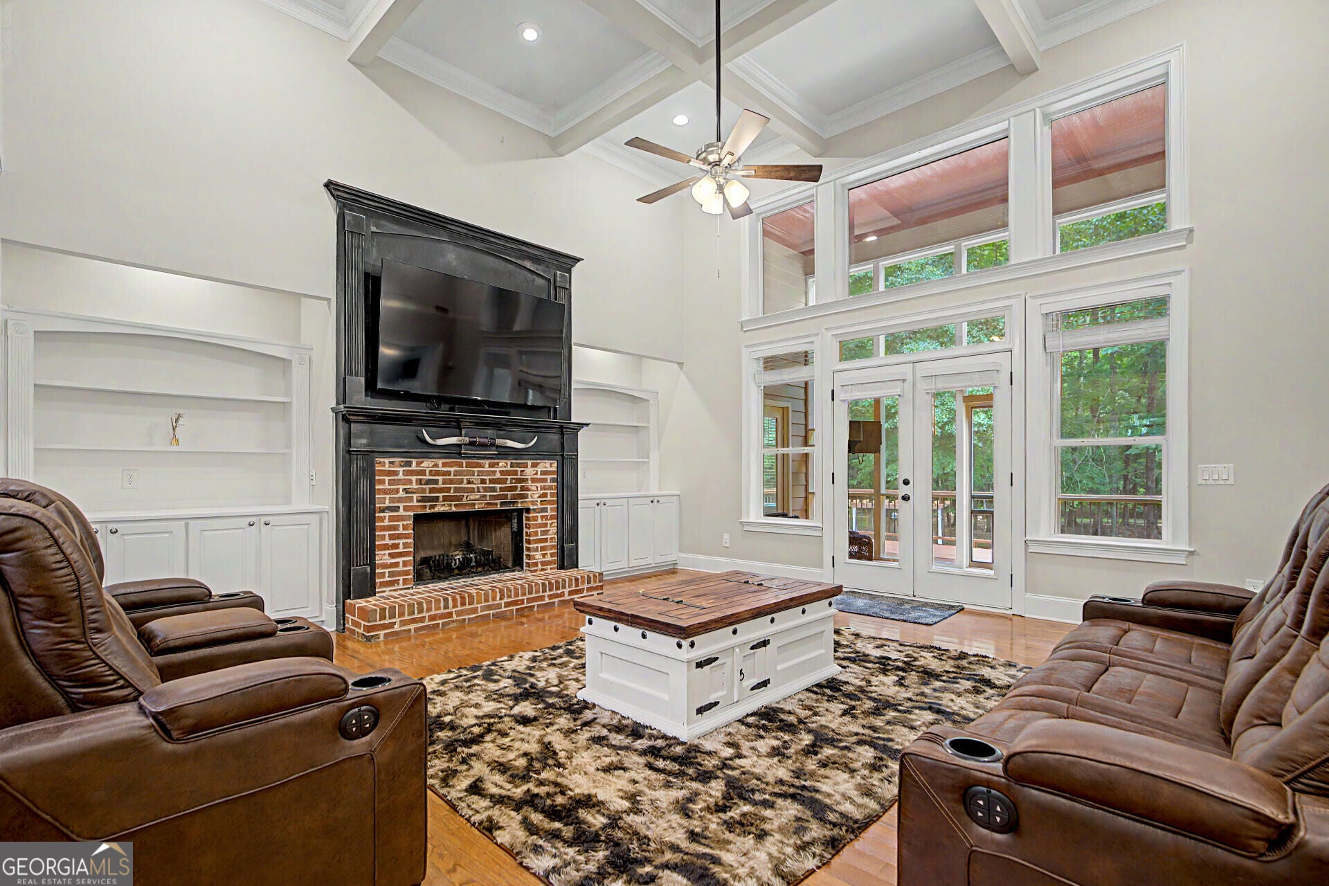 1223 Savannah LN