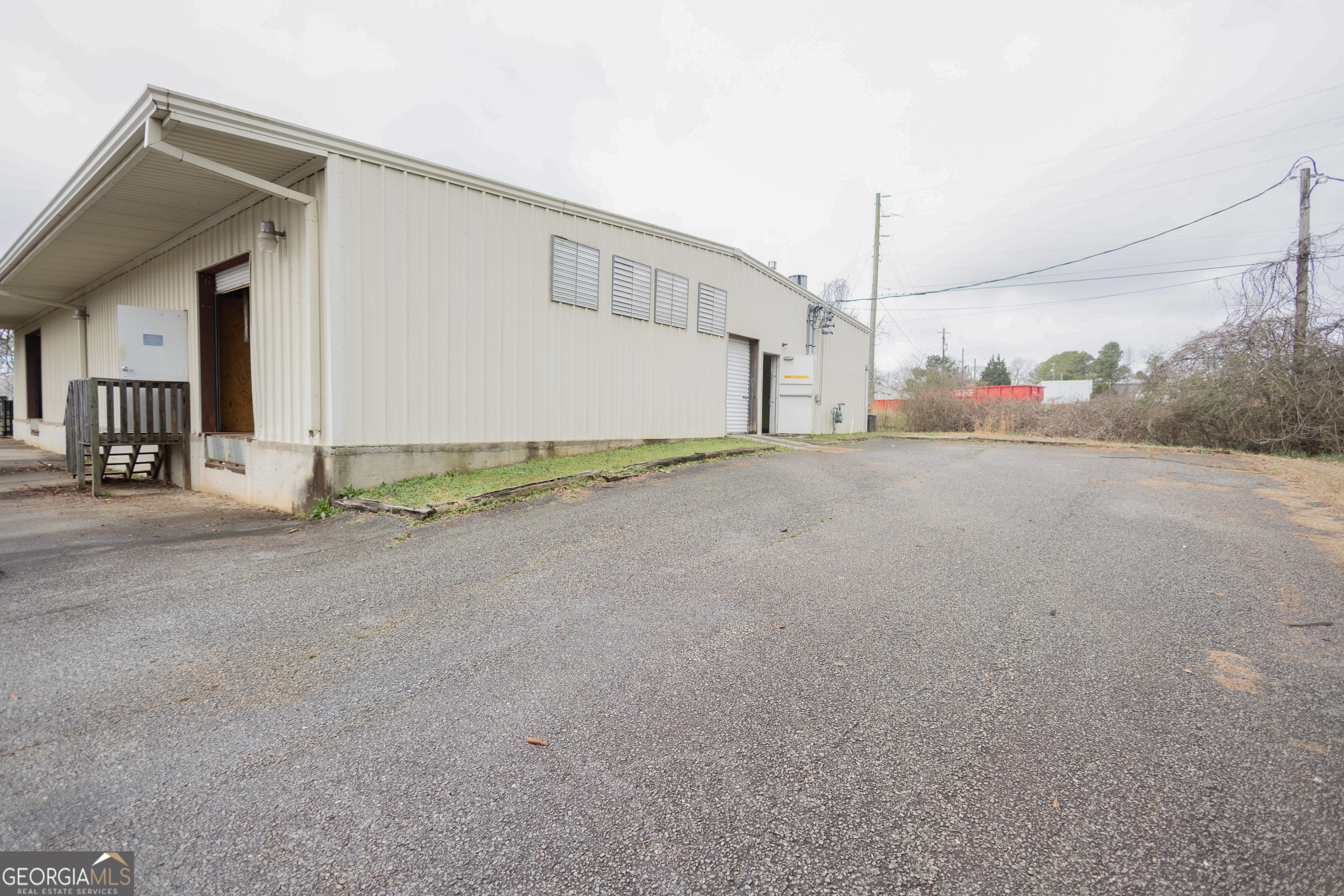 226 Dovetown RD