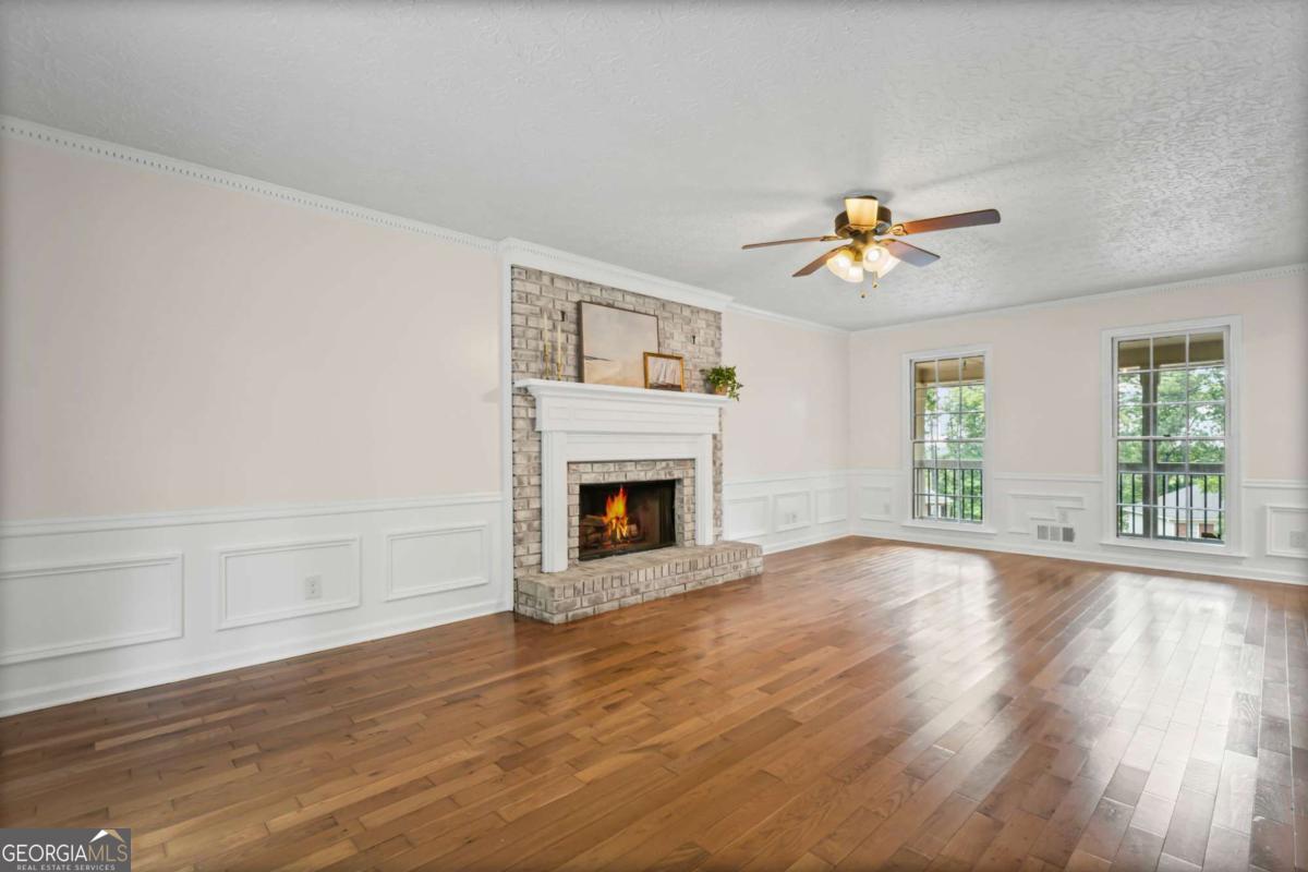 4530 Reva DR NE