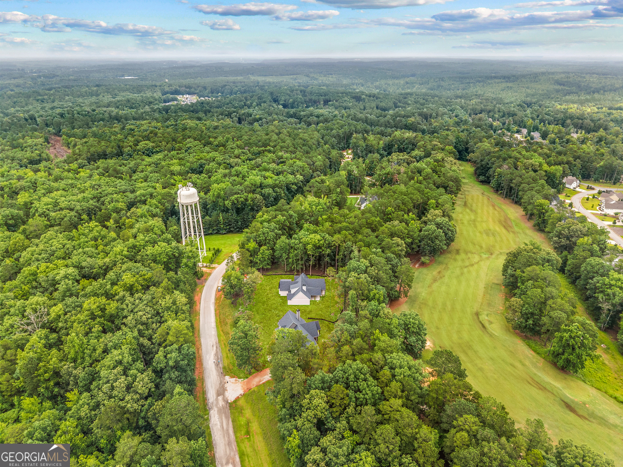 1320 Lake DR