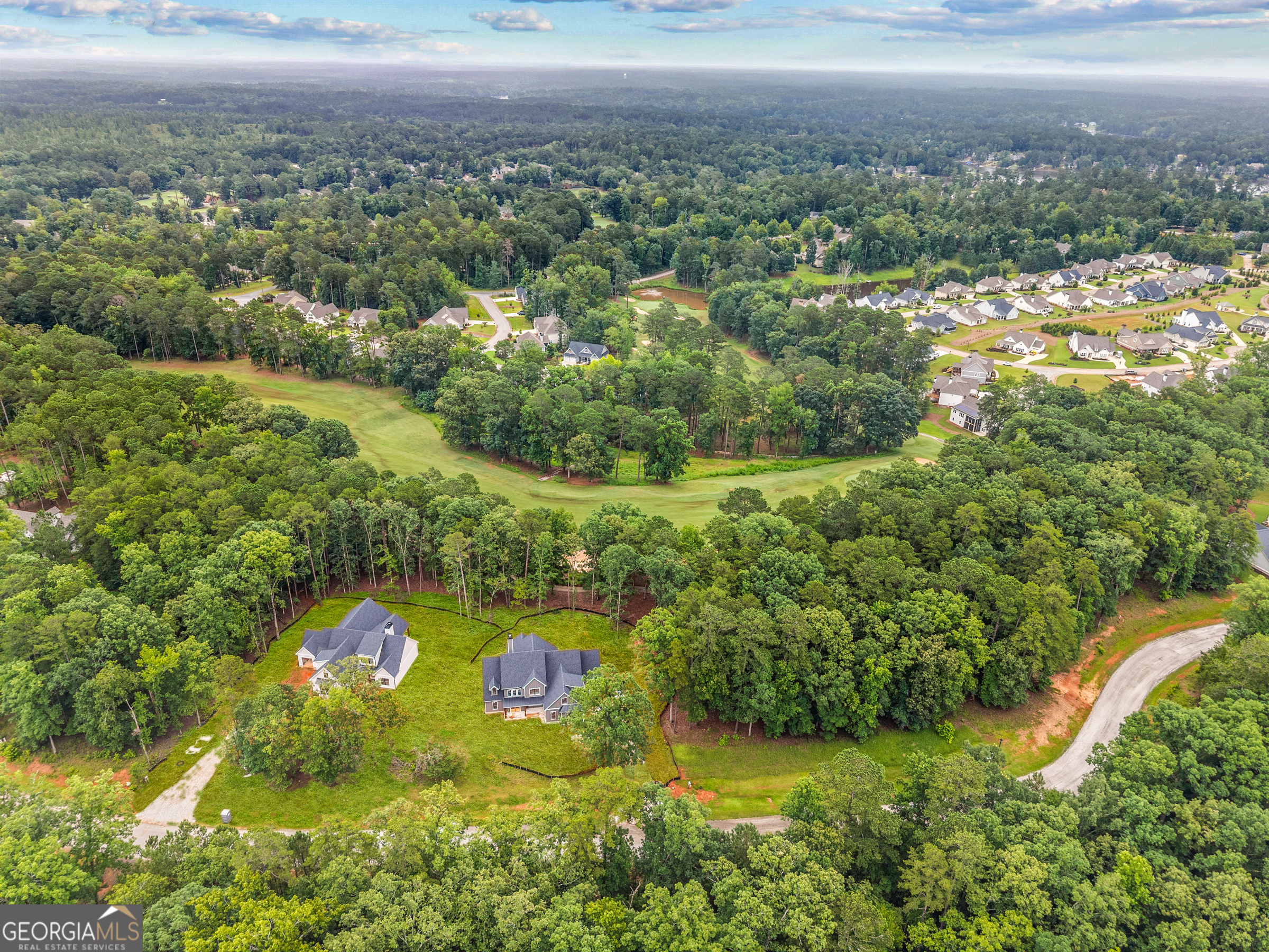 1320 Lake DR