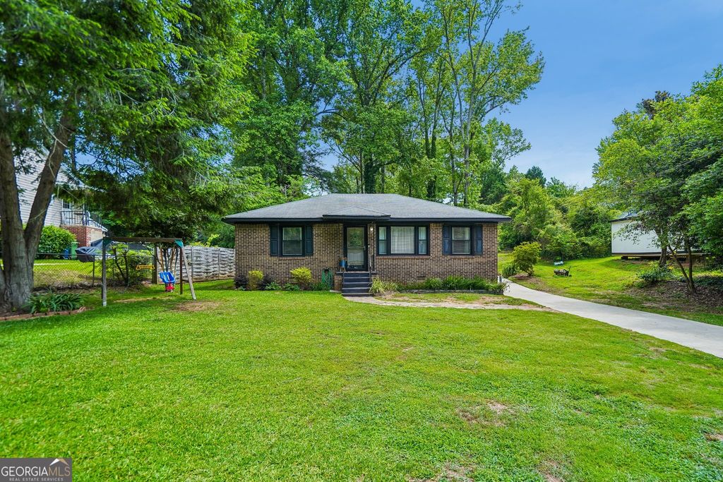 Photo of 751 Springer Drive, Griffin, GA 30224 (MLS # 10770079)