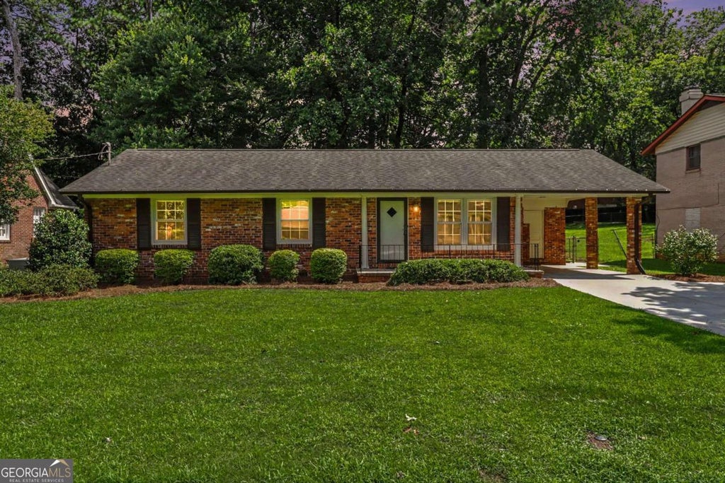 Photo of 2973 Delcourt Drive, Decatur, GA 30033 (MLS # 10810770)