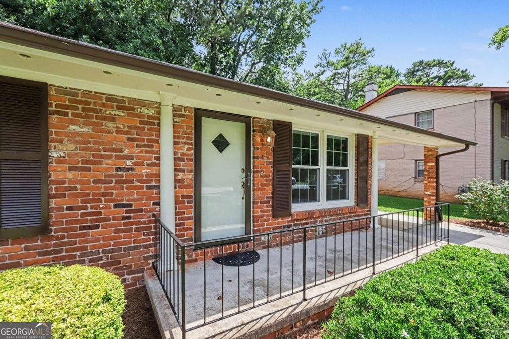 Photo of 2973 Delcourt Drive, Decatur, GA 30033 (MLS # 10810770)