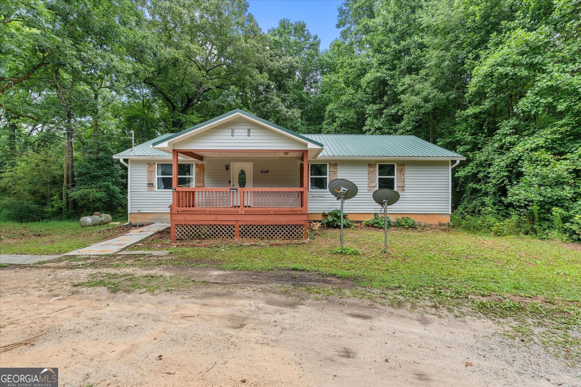5552 Smithfield RD