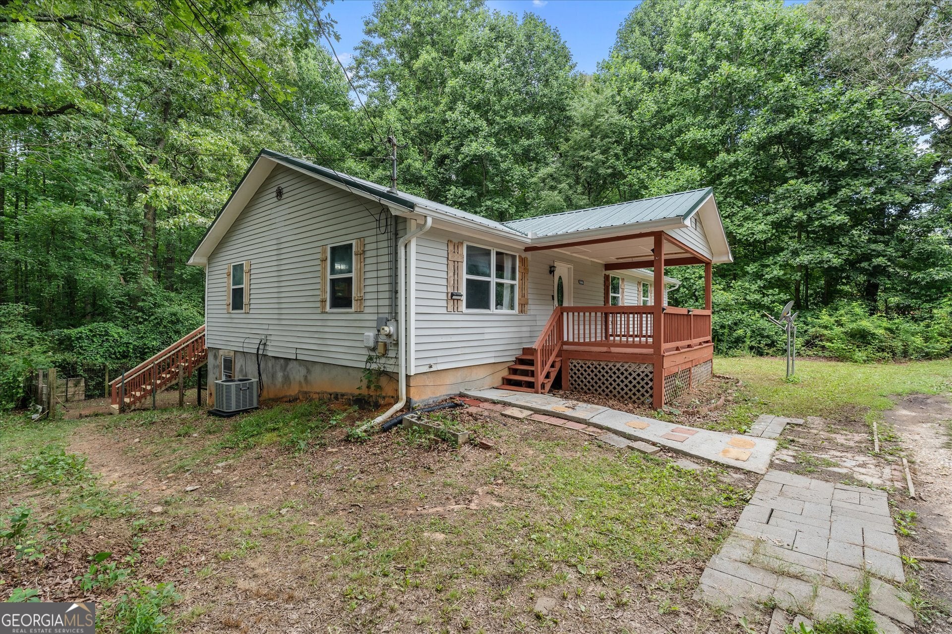 5552 Smithfield RD