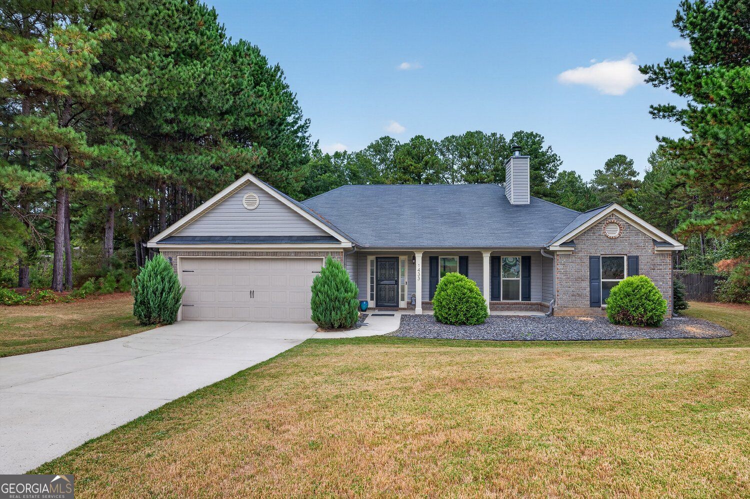 1433 Palmer DR