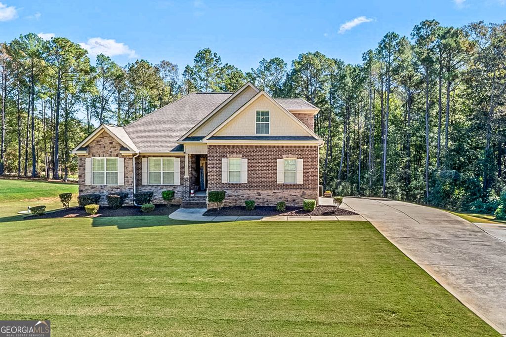 Photo of 770 Upchurch Road, McDonough, GA 30252 (MLS # 10691032)