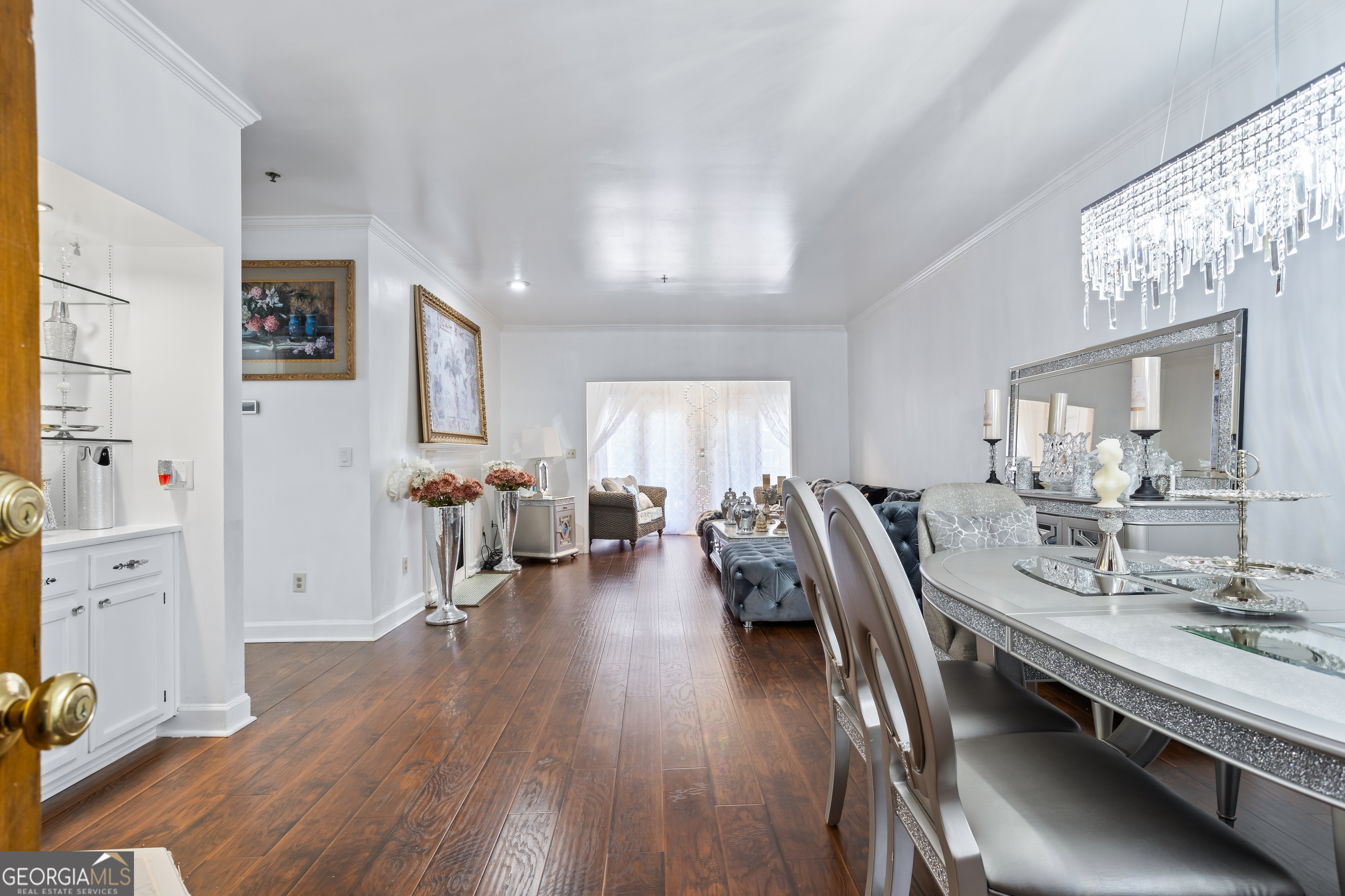 2865 Lenox RD NE 211