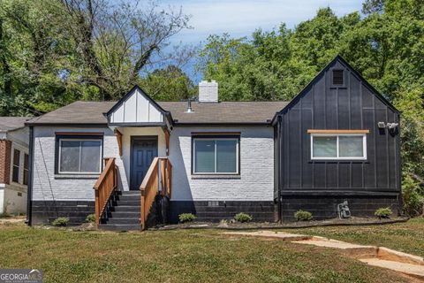 Photo of 1133 Cascade Road SW, Atlanta, GA 30311 (MLS # 10736656)
