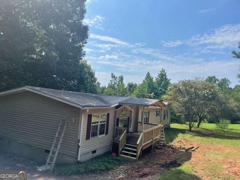 5498 Woodlin RD Lula GA 30554