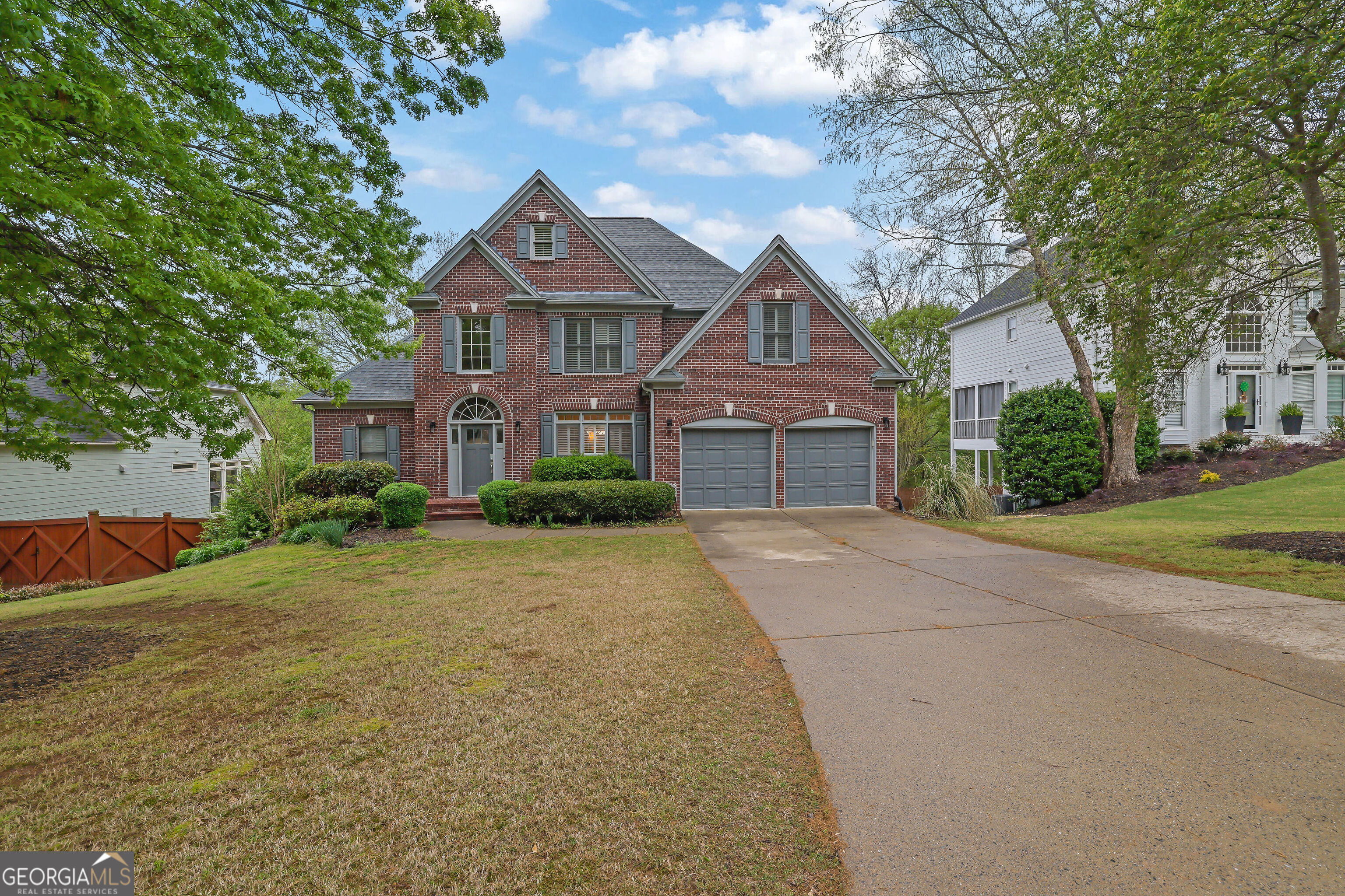 5355 Avonshire LN