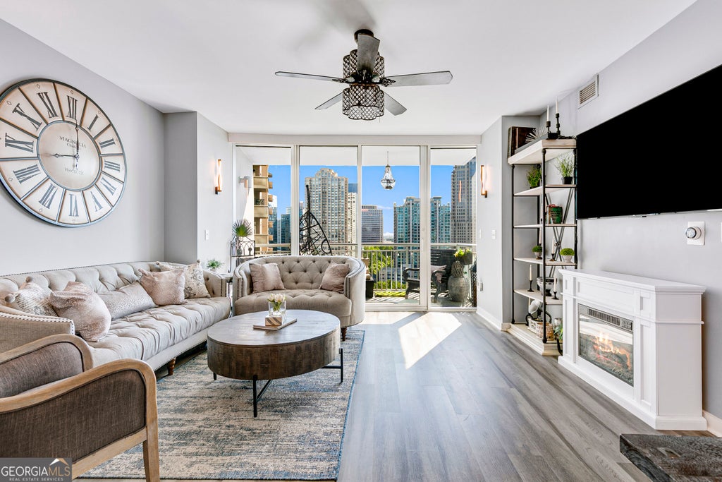 Photo of 3338 Peachtree Road NE #APT 1507, Atlanta, GA 30326 (MLS # 10849876)