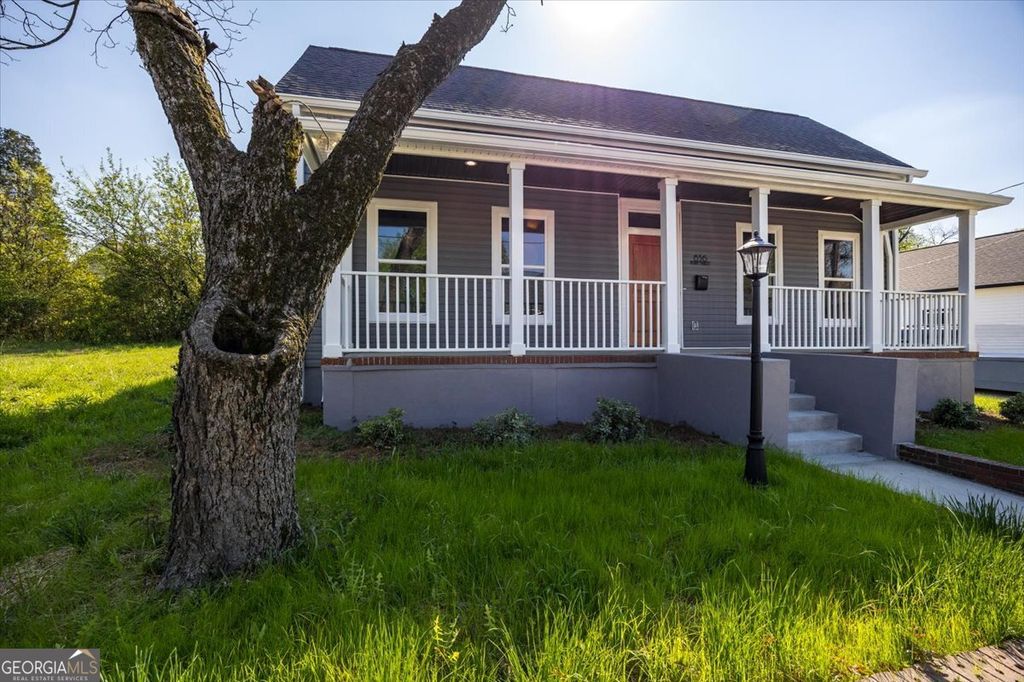 Photo of 836 Plant Street, Macon, GA 31201 (MLS # 10721249)