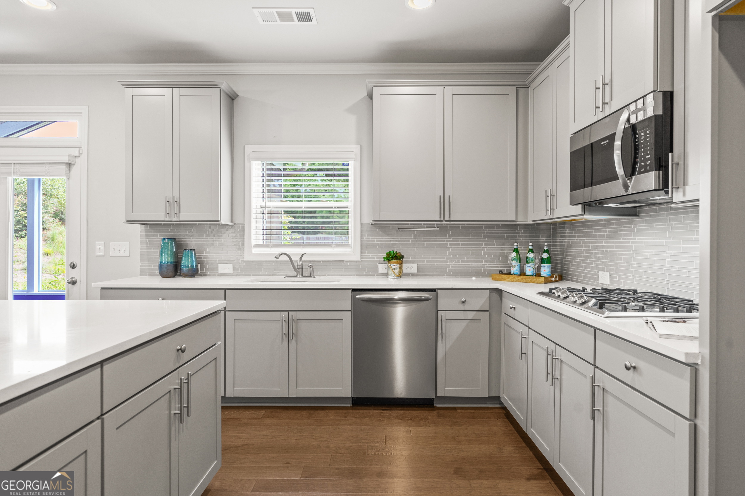 Westerleigh Commons - Residential