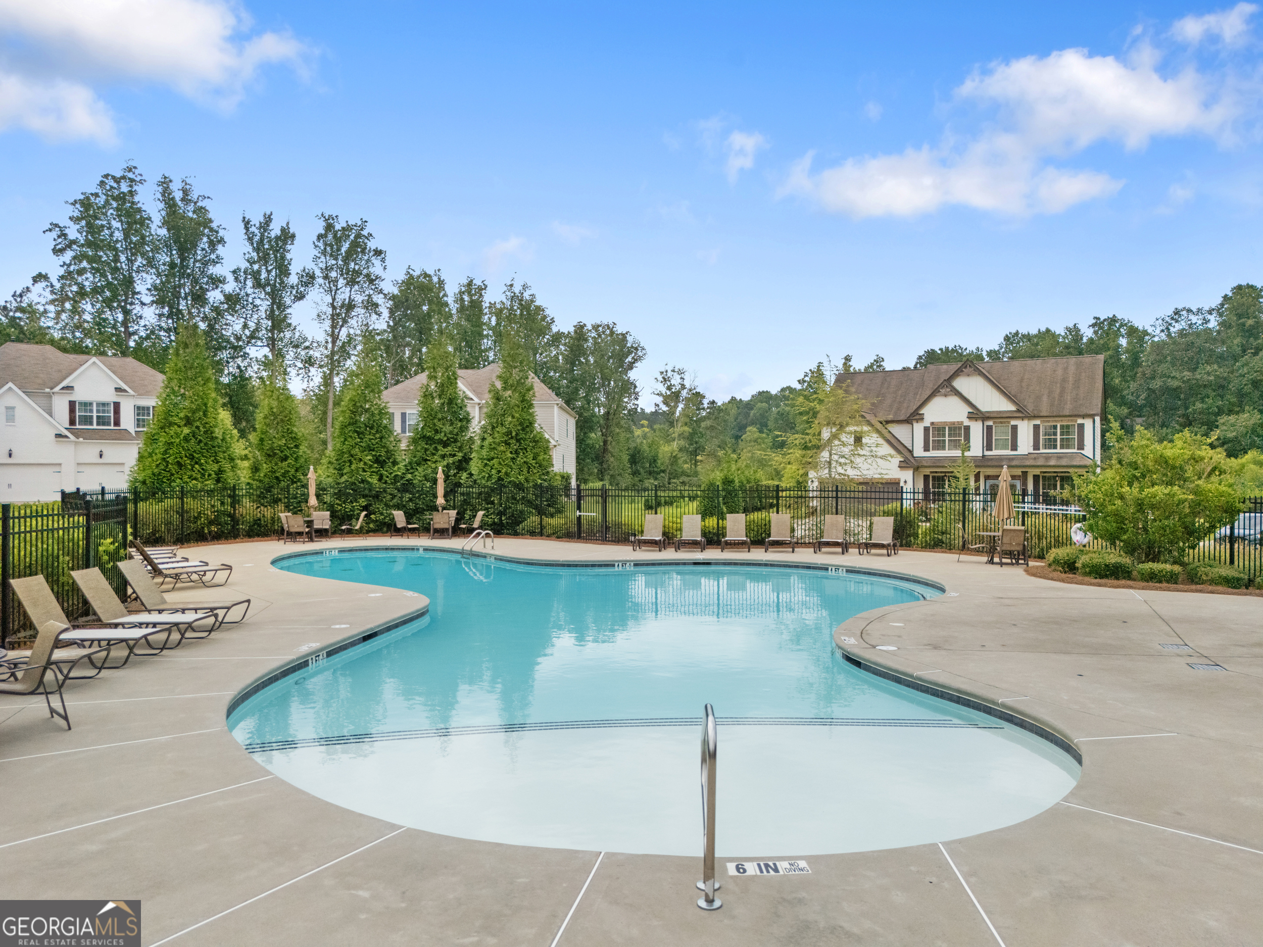 Westerleigh Commons - Residential