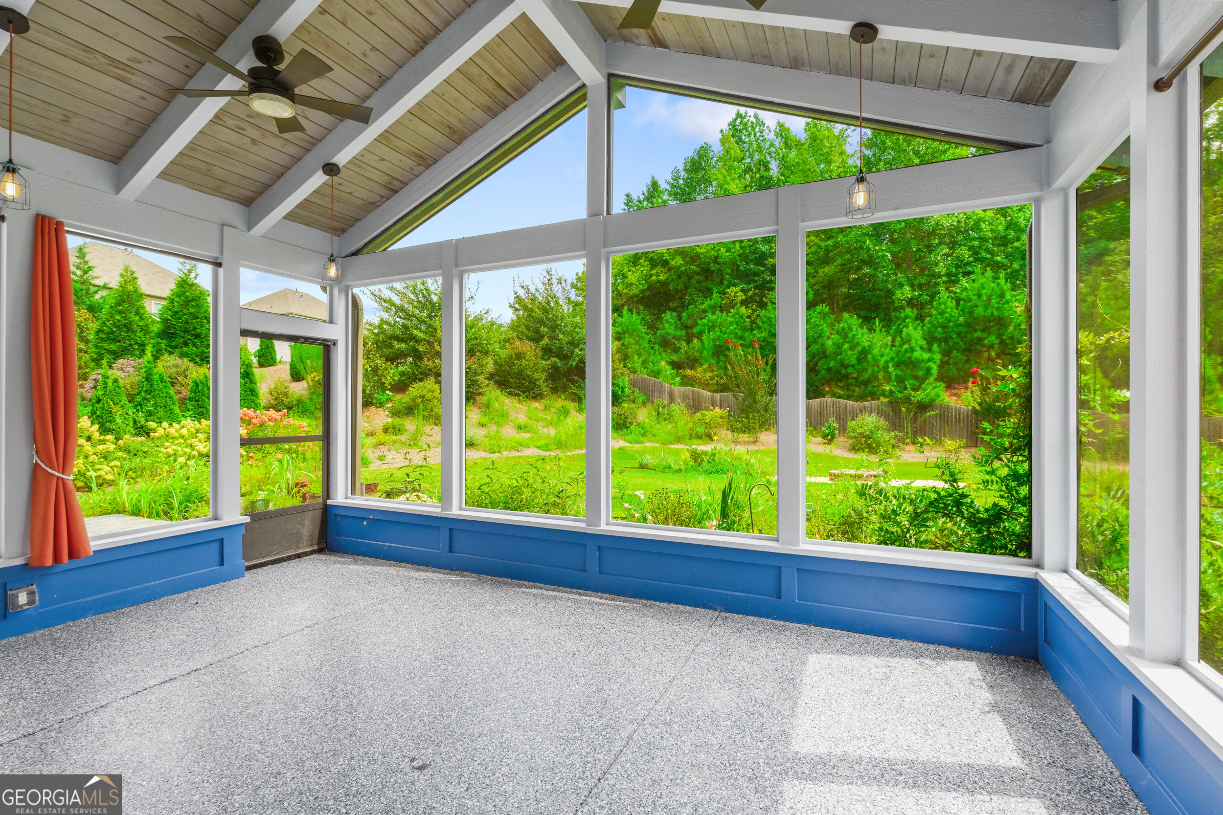 Westerleigh Commons - Residential