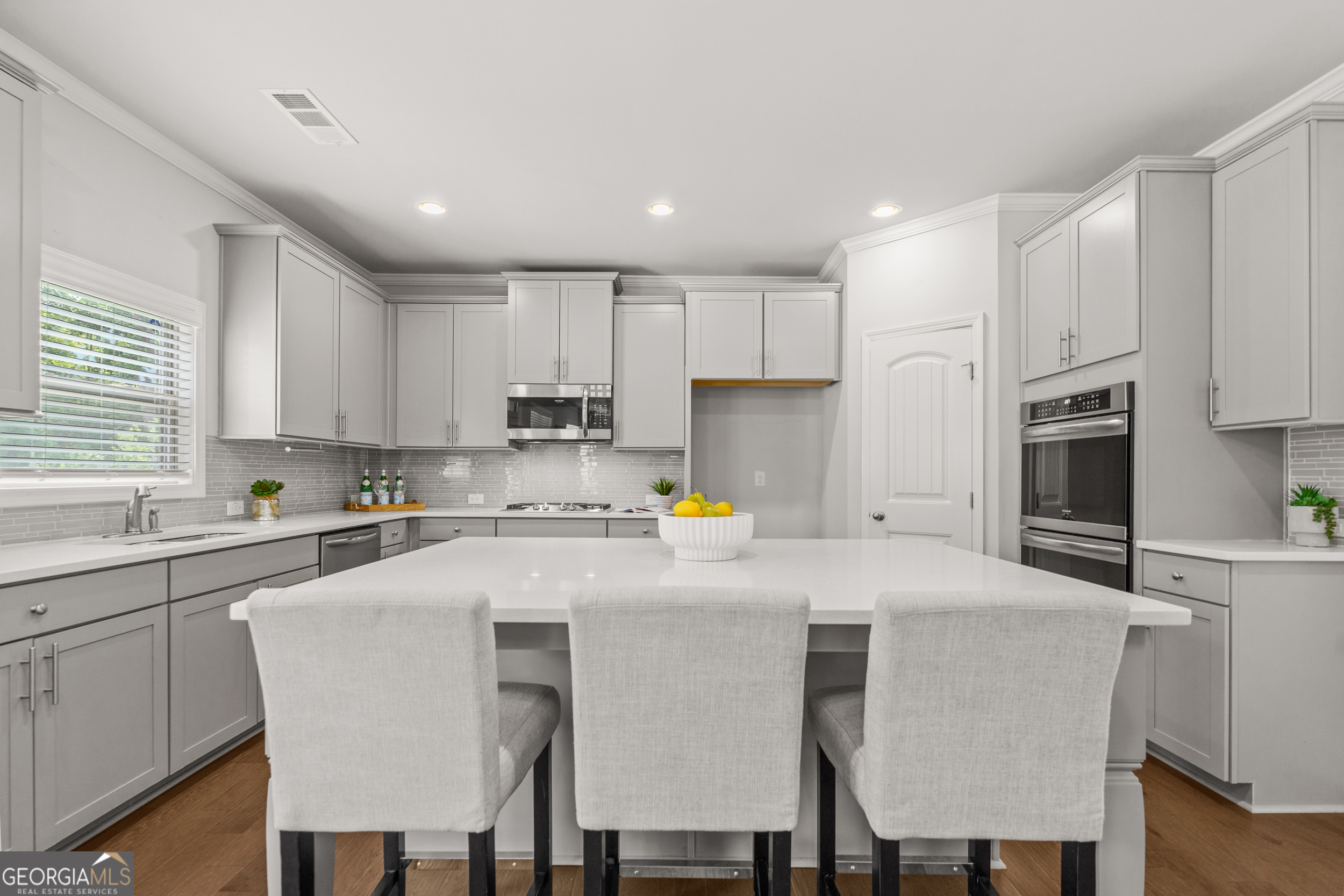 Westerleigh Commons - Residential