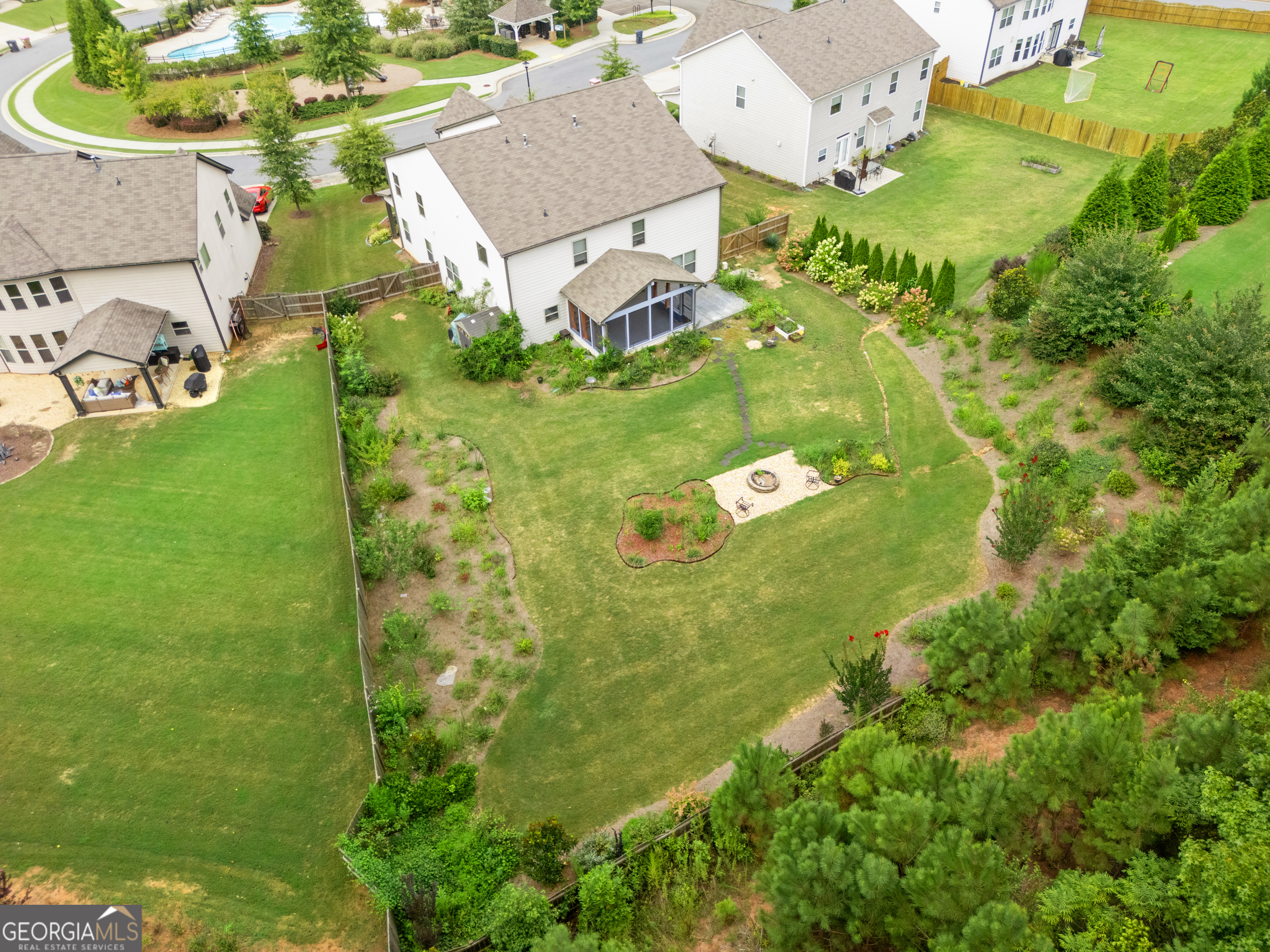 Westerleigh Commons - Residential