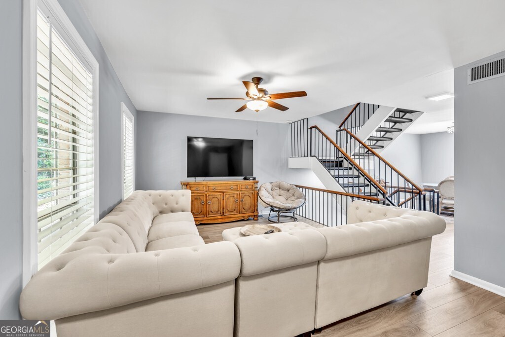 7307 Cardigan CIR