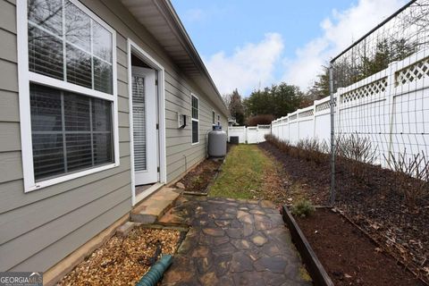 A home in Hiawassee