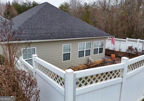 A home in Hiawassee