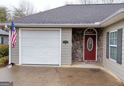 A home in Hiawassee