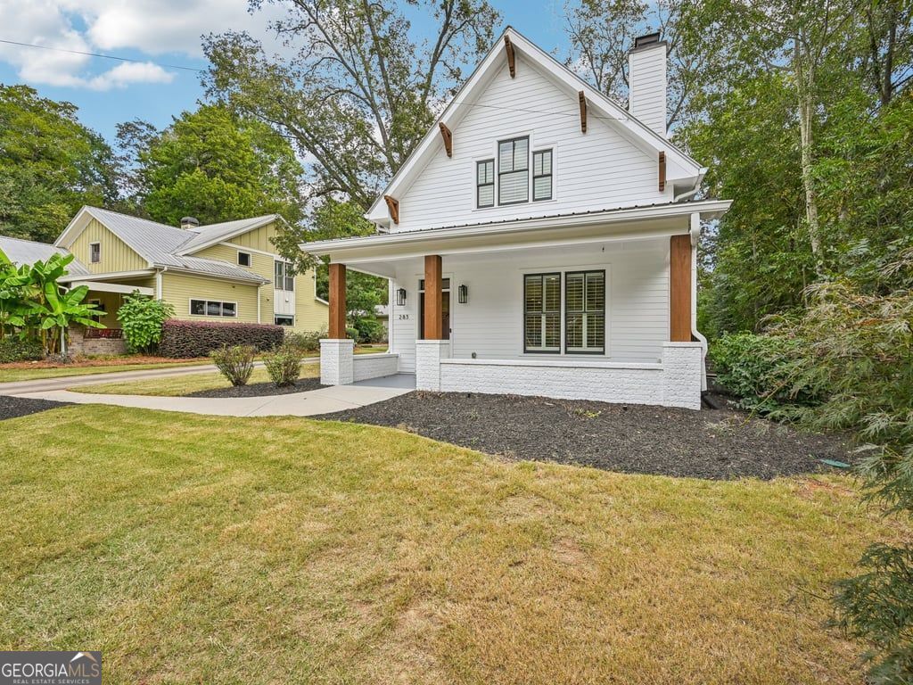 283 King AVE