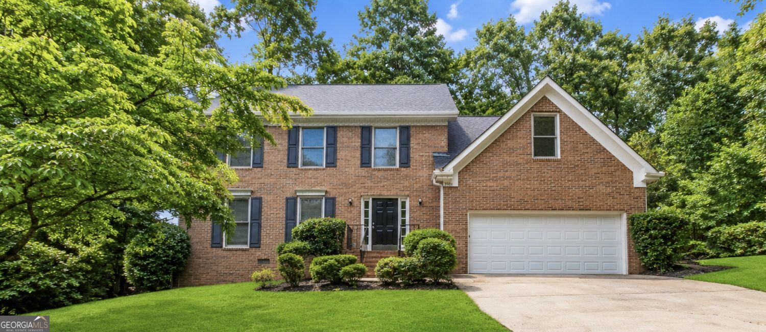 3501 Eastpines WAY