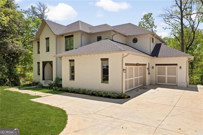 1068 Moores Mill RD NW